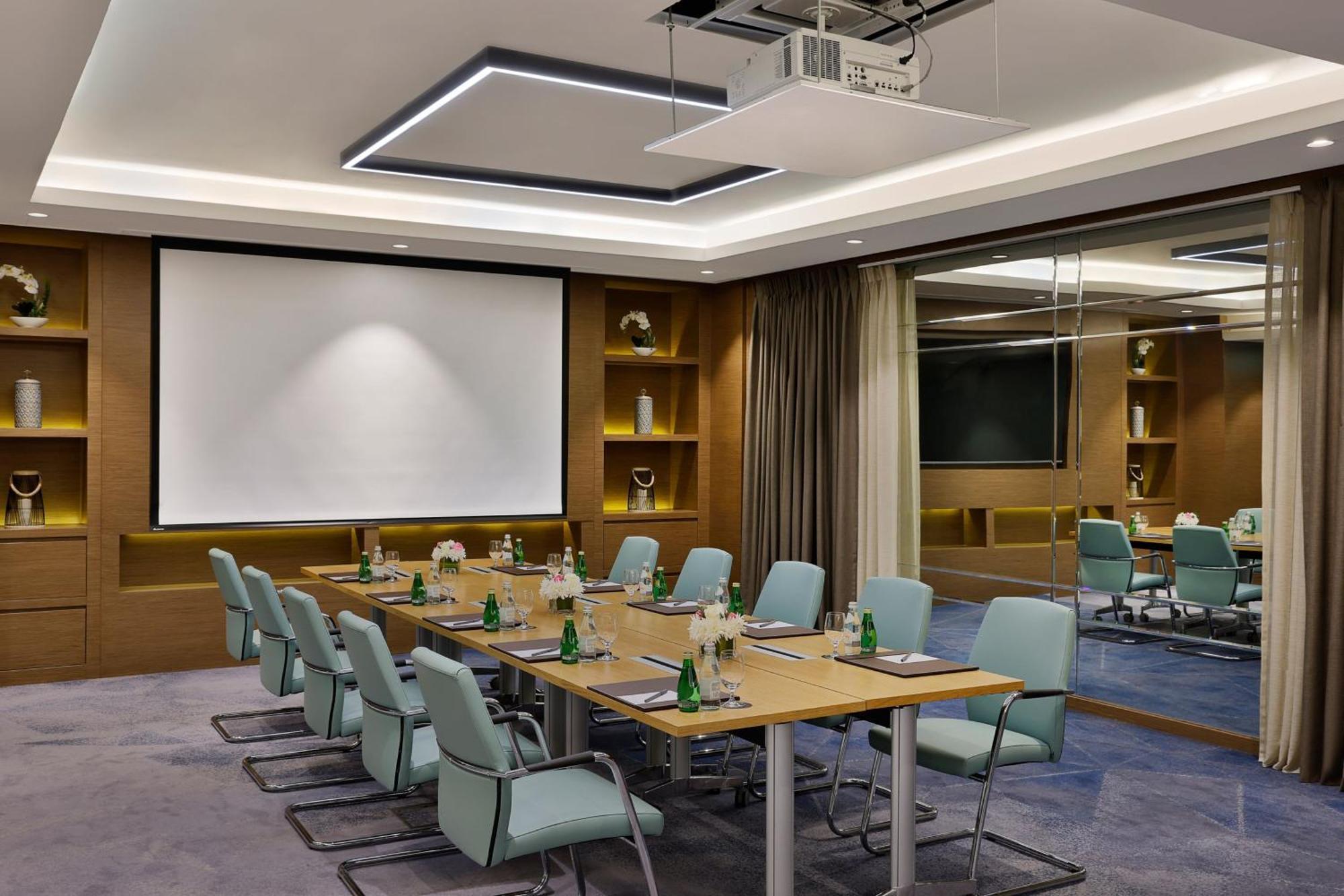 Courtyard By Marriott Northern Ring Road Hotel Riyadh