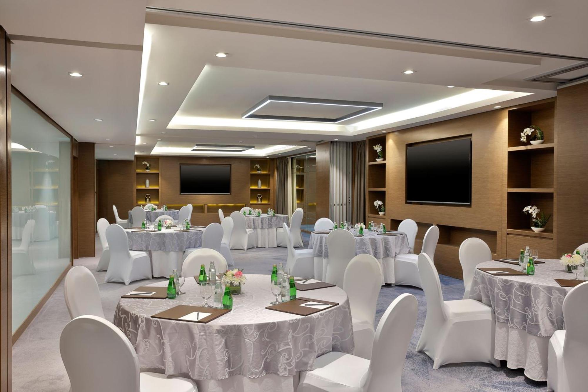 Hotel Courtyard By Marriott Northern Ring Road